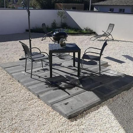 Studio Cosy Avec Acces Et Terrasse Independants Apartment Tresses Екстериор снимка